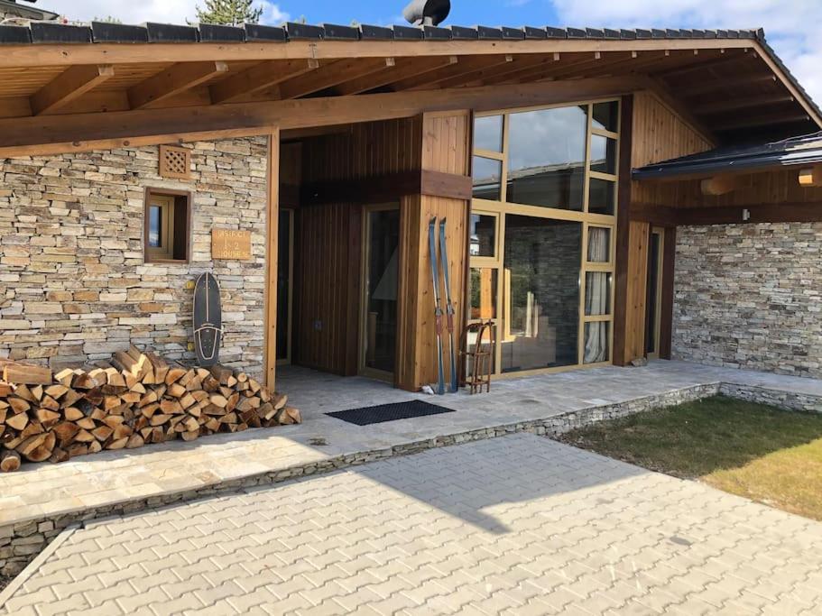Magnet - Private Chalet Razlog Exterior photo